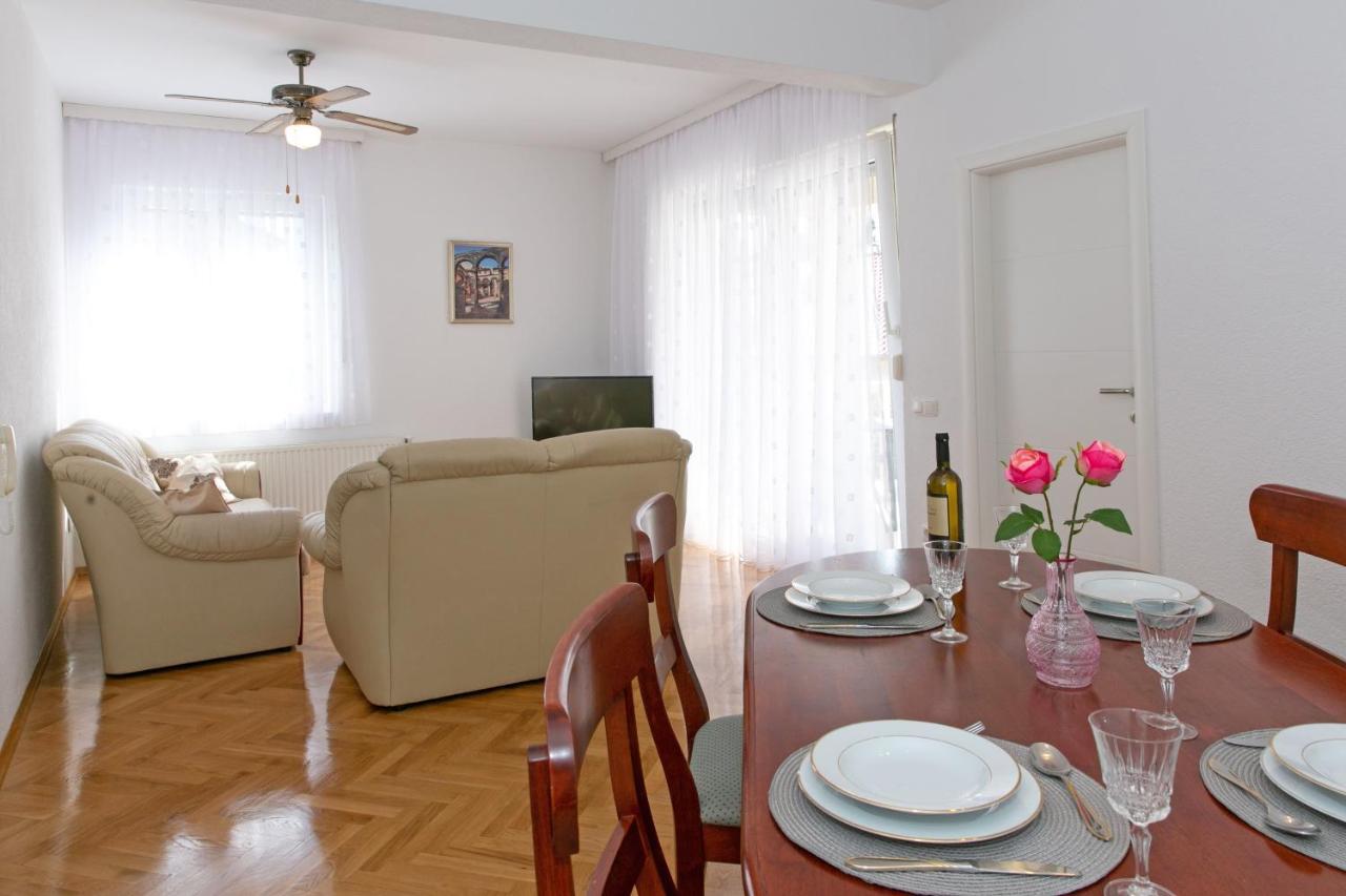 Apartment Angelina Split Luaran gambar